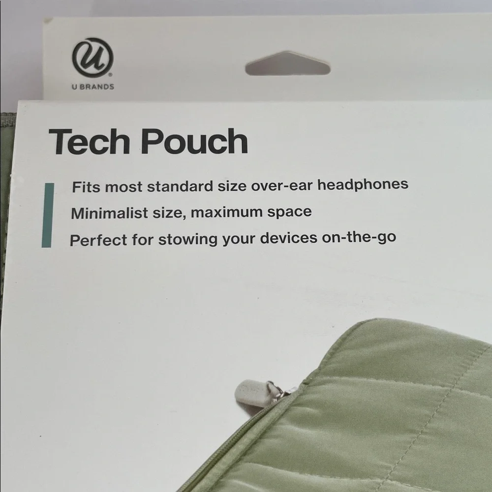 NWT Tech Pouch for Tablets & Accessories. Sage Green.